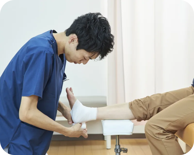 施術を行っている様子